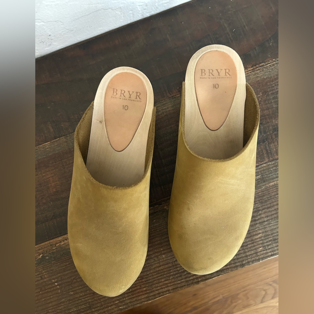 Bryr Worker Clogs in Kelp Nubuck